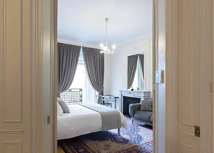 Big 3br For 9 - Near Arc De Triomphe * Paris