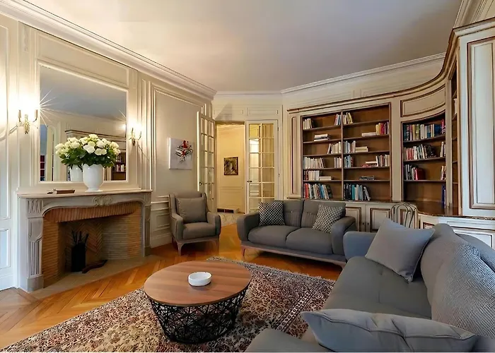 Big 3br For 9 - Near Arc De Triomphe * Paris