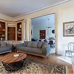 Apartment Spacious - Arc De Triomphe *