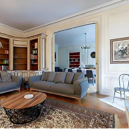 Διαμέρισμα Spacious - Arc De Triomphe *
