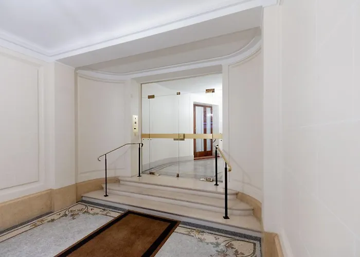 Big 3br For 9 - Near Arc De Triomphe Παρίσι