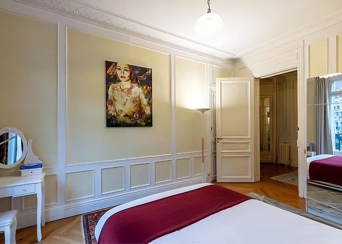 Big 3br For 9 - Near Arc De Triomphe Παρίσι