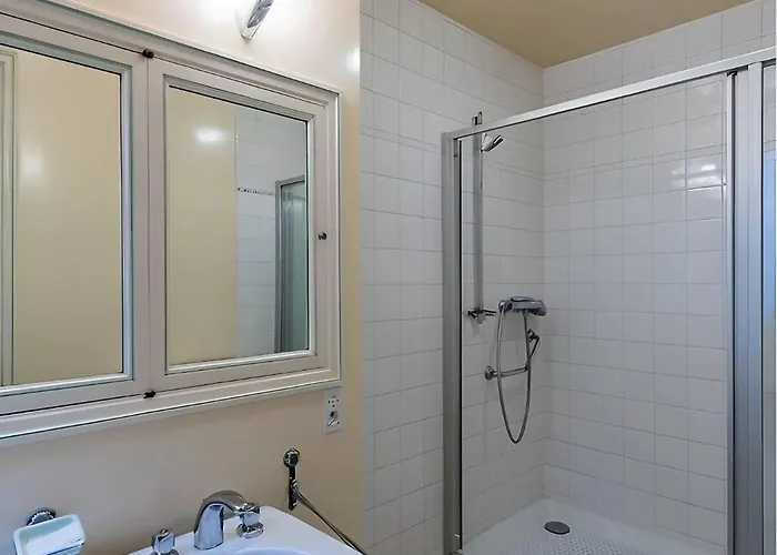 Big 3br For 9 - Near Arc De Triomphe Διαμέρισμα Παρίσι